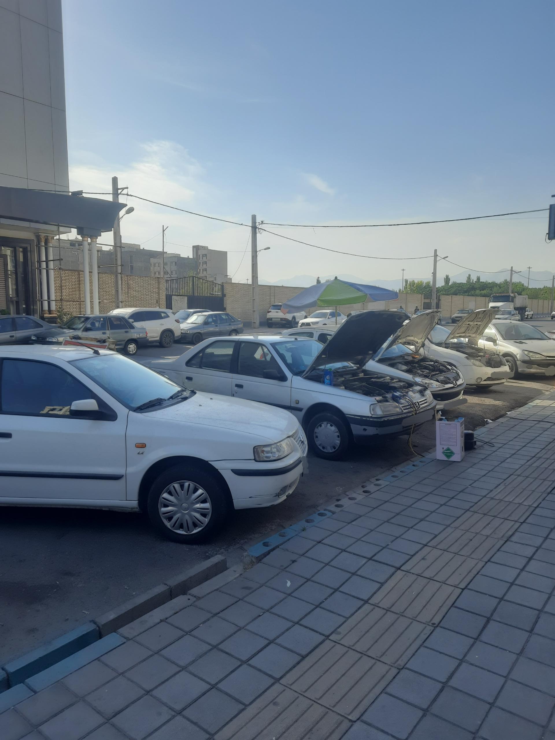 عکس باتریسازی باتری لند افضلی نمایندگی سپاهان و صبا باتری