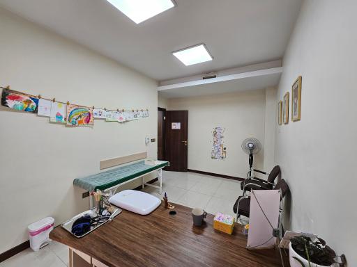 عکس مطب دکتر بهار پورروشنی (متخصص کودکان و نوزادان)