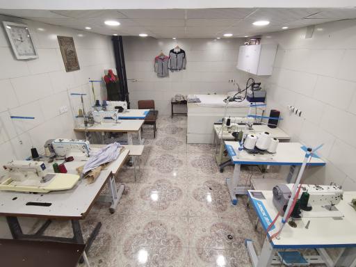 عکس کارگاه تولیدی پوشاک و خیاطی احسان