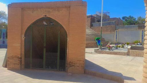 عکس امامزاده شاهزاده حسین (ع)