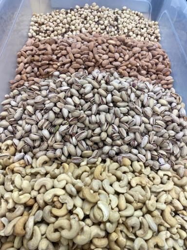 عکس بازرگانی آجیل و برنج شاطری 