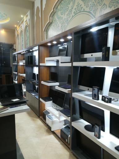 عکس فروشگاه لپ تاپ استار استوک