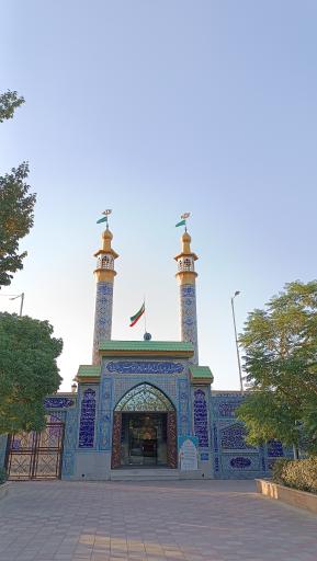 عکس امامزاده شاهزاده حسین (ع)