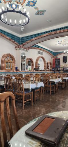 عکس رستوران سنتی عمارت فیروزه مراغه 