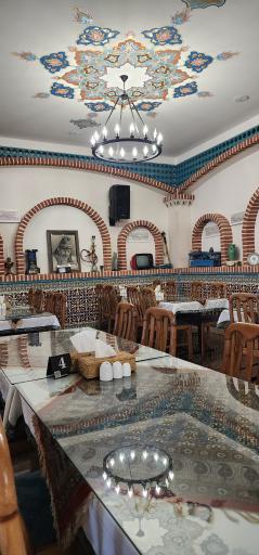 عکس رستوران سنتی عمارت فیروزه مراغه 