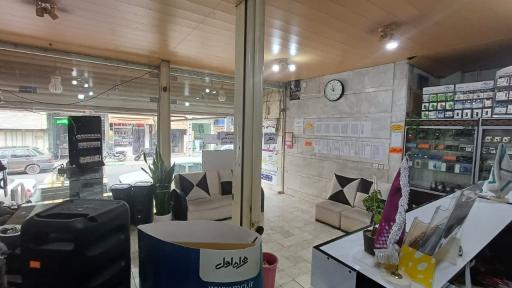 عکس نمایندگی همراه اول رایتل شاتل سامان تل اپ تل ایرانسل آذر تل 