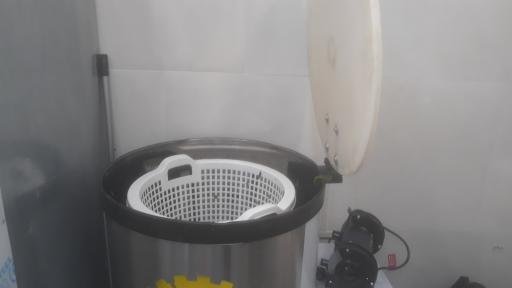 عکس سبزی خرد کنی قشنگه مجتبی