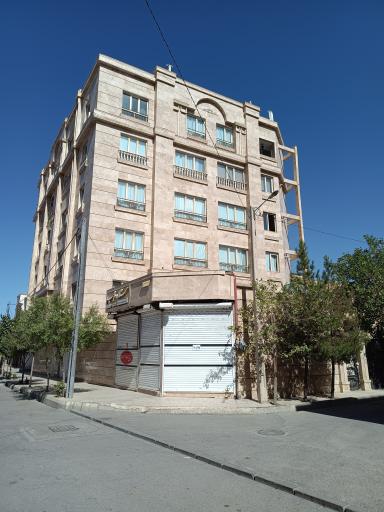 مجتمع ستاره غرب