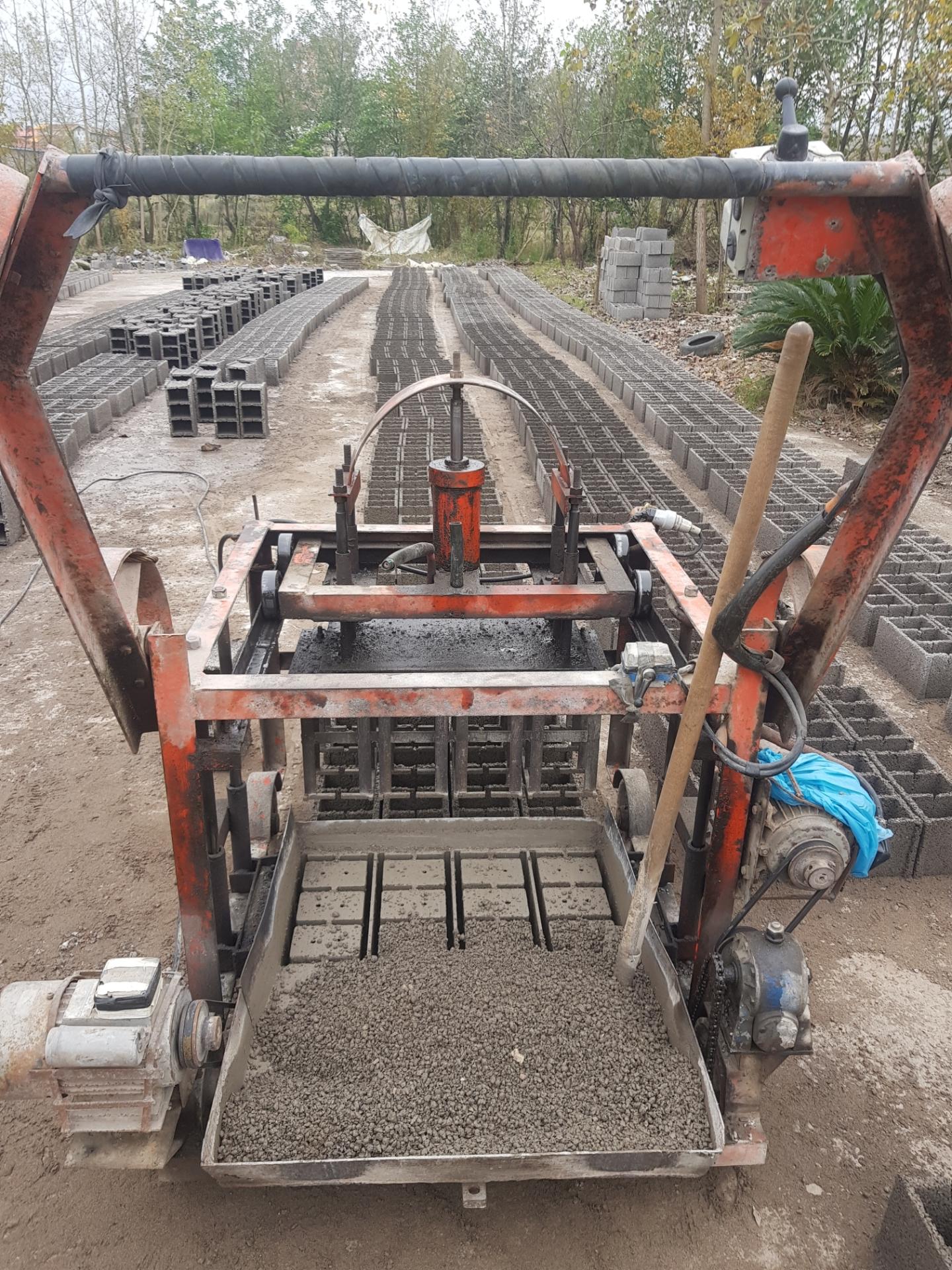 عکس فراورده های بتنی بلوک زنی علیزاده