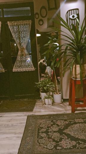 عکس کافه بازار