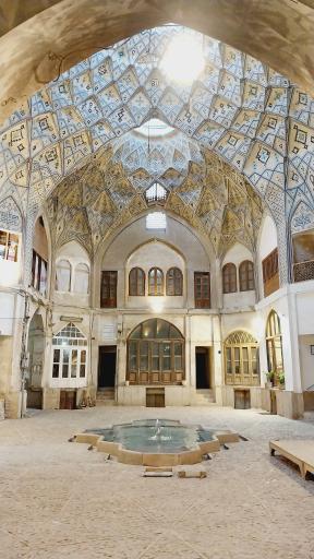 عکس بازار بزرگ کاشان