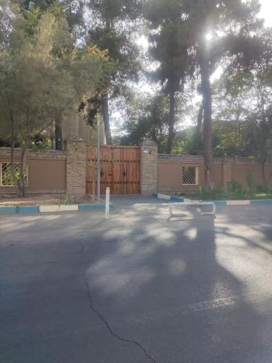 عکس برج تاریخی طغرل