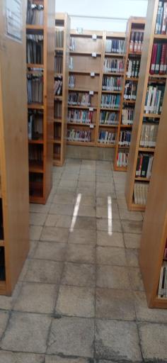 عکس کتابخانه عمومی دکتر شریعتی