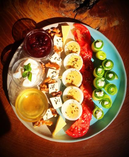 عکس کافی شاپ بلک آرمادیلو