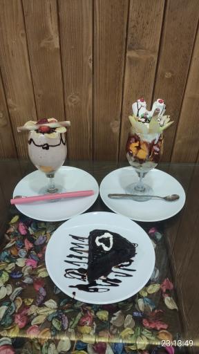 عکس کافی شاپ بلک آرمادیلو