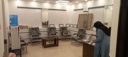 عکس مرکز تخصصی مشاوره خانواده موفق / شاد