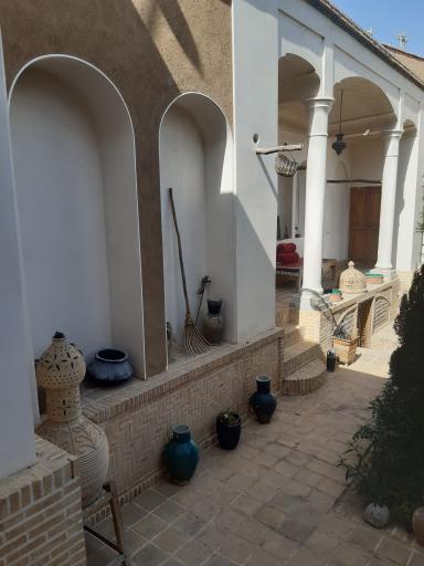 عکس اقامتگاه سنتی خانه مرشدی کاشان