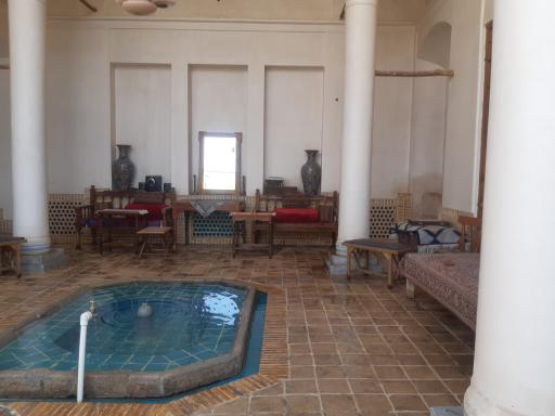 عکس اقامتگاه سنتی خانه مرشدی کاشان