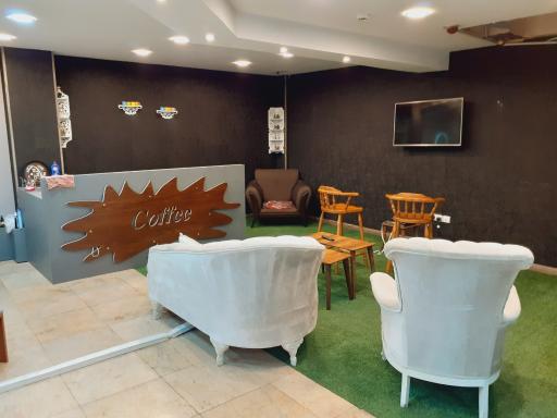 آرایشگاه کات لند