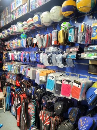 عکس پوشاک ورزشی میان اسپرت