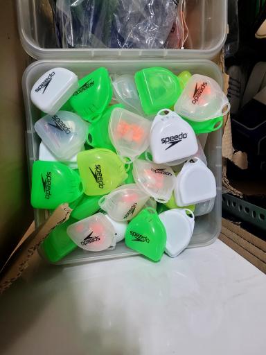 عکس پوشاک ورزشی میان اسپرت