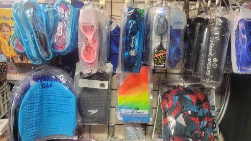 عکس پوشاک ورزشی میان اسپرت