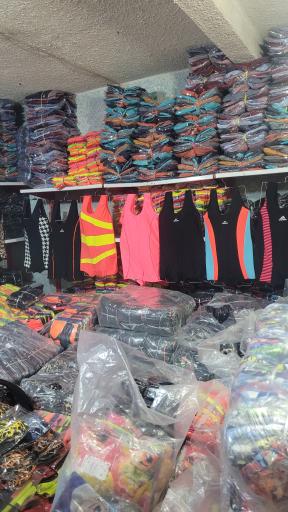 عکس پوشاک ورزشی میان اسپرت