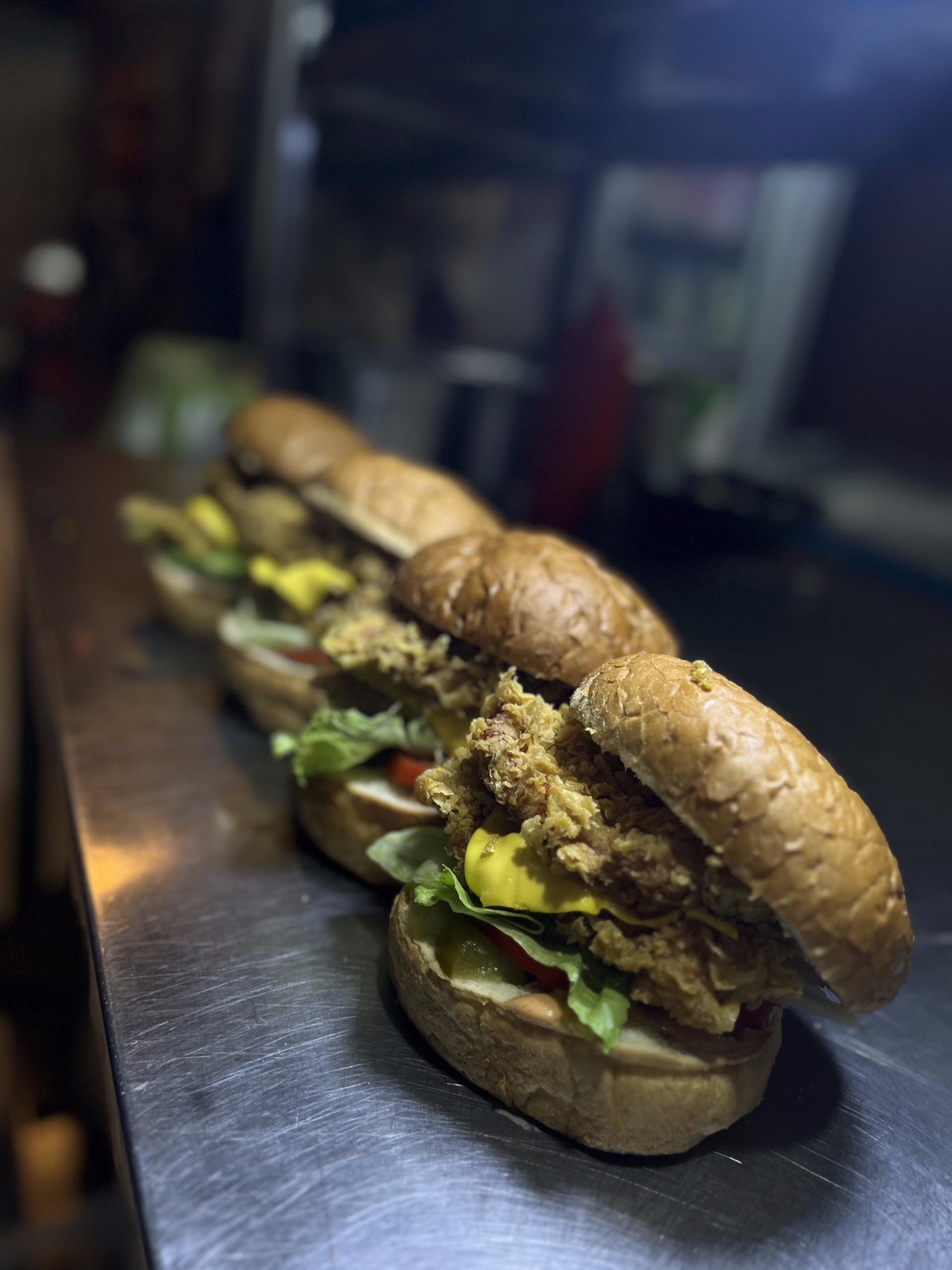 عکس فست فود پاپوک 