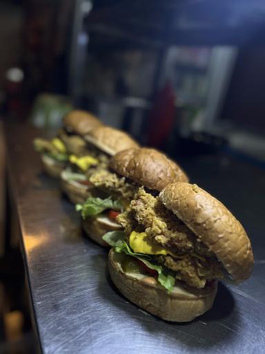 عکس فست فود پاپوک 