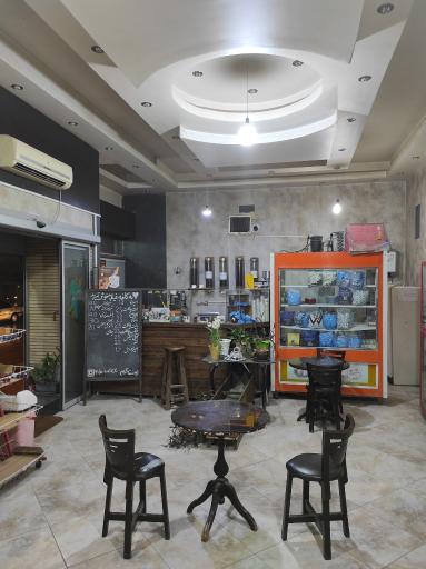 عکس کافه فیلا