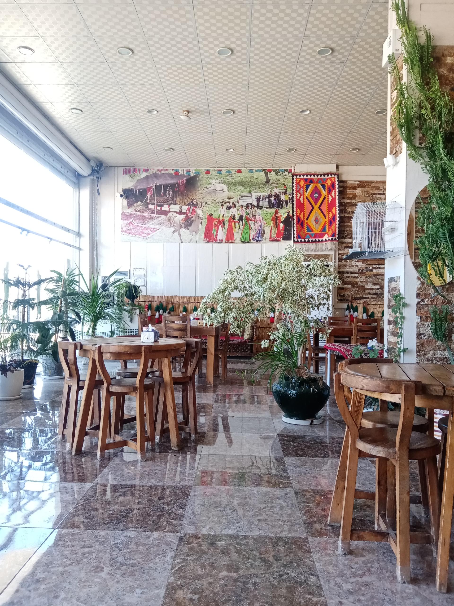 عکس رستوران هخامنش