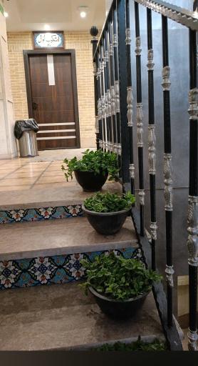 عمارت هفت دری(هتل سنتی)