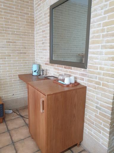 عکس عمارت هفت دری(هتل سنتی)