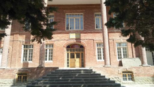 مدرسه تاریخی 22 بهمن