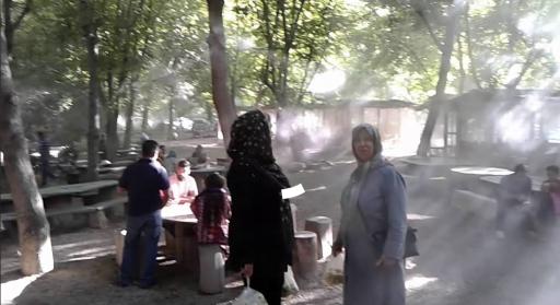 عکس باغ رستوران لاله