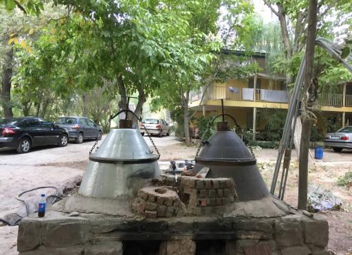 عکس باغ رستوران لاله