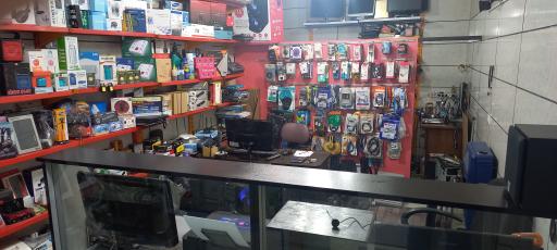 عکس خدمات کامپیوتر ماهان