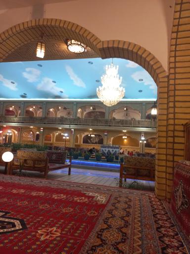 عکس سفره خانه بین المللی صحرا