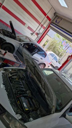 عکس تعمیرگاه تخصصی مگان رنو سرویس