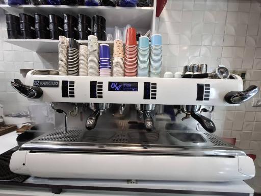 کافه اسپرسو‌‌‌‌بستنی