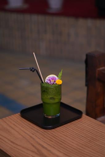 عکس سفره خانه بین المللی صحرا