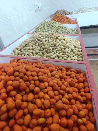 عکس آجیل فروشی حاج بابا
