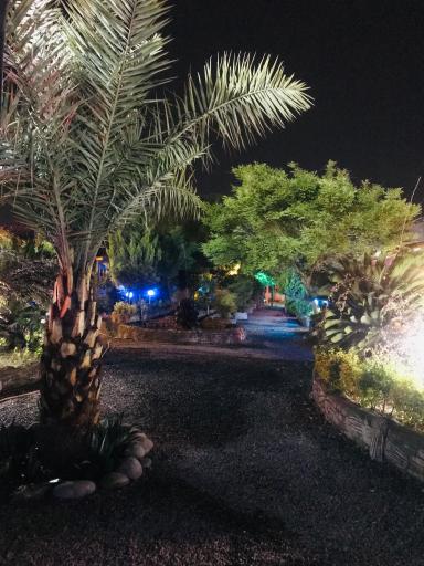 عکس رستوران سنتی عمارت