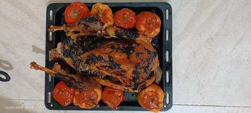 عکس تهیه غذای بوی گندم