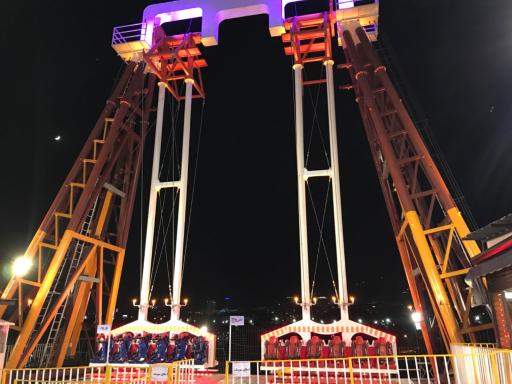 شهربازی و بولینگ استارلند برج میلاد