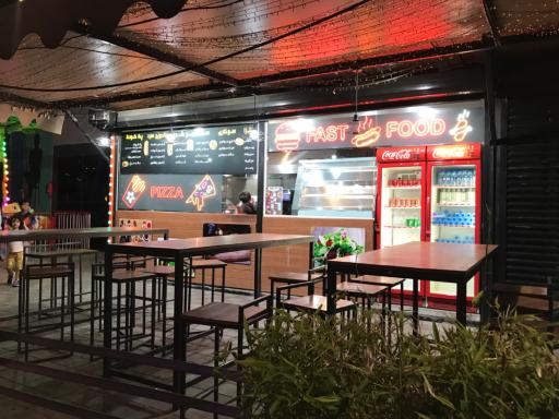 عکس شهربازی و بولینگ استارلند برج میلاد