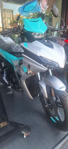 عکس تعمیر گاه موتور سیکلت cbr انژکتور