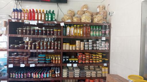عکس لبنیات و بستنی سنتی دشتی
