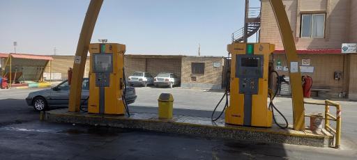 عکس پمپ گازوئیل مجتمع میلاد نور