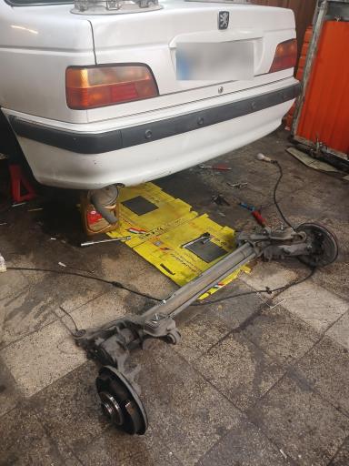 عکس هیدرولیک فرمان اتومبیل جلوبندی